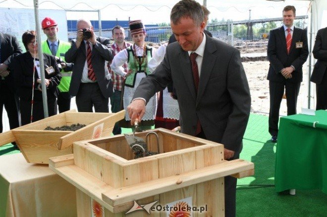 Wmurowanie kamienia węgielnego pod  Maszynę Papierniczą (10.05.2011) - zdjęcie #12 - eOstroleka.pl