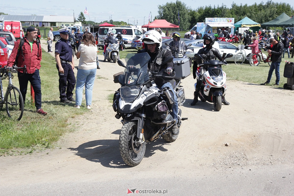 Motoserce 2023 - parada motocykli ulicami Ostrołęki i Rzekunia [03.06.2023] - zdjęcie #40 - eOstroleka.pl