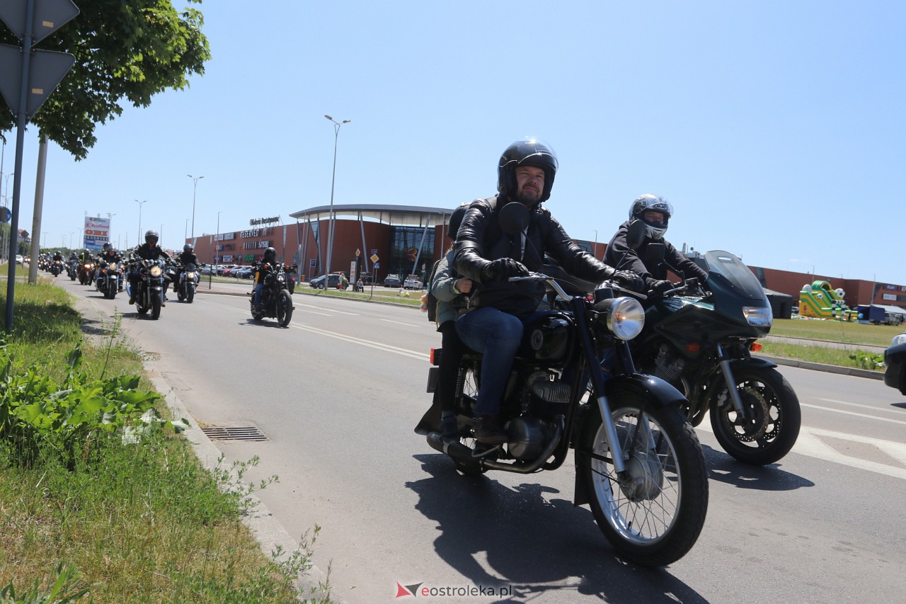 Motoserce 2023 - parada motocykli ulicami Ostrołęki i Rzekunia [03.06.2023] - zdjęcie #207 - eOstroleka.pl