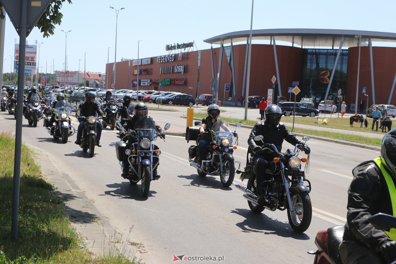 Motoserce 2023 - parada motocykli ulicami Ostrołęki i Rzekunia [03.06.2023] - zdjęcie #214 - eOstroleka.pl