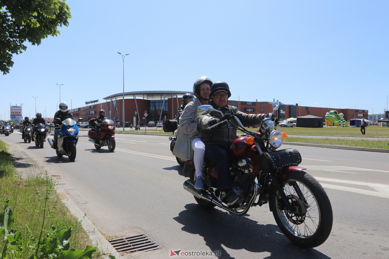 Motoserce 2023 - parada motocykli ulicami Ostrołęki i Rzekunia [03.06.2023] - zdjęcie #221 - eOstroleka.pl