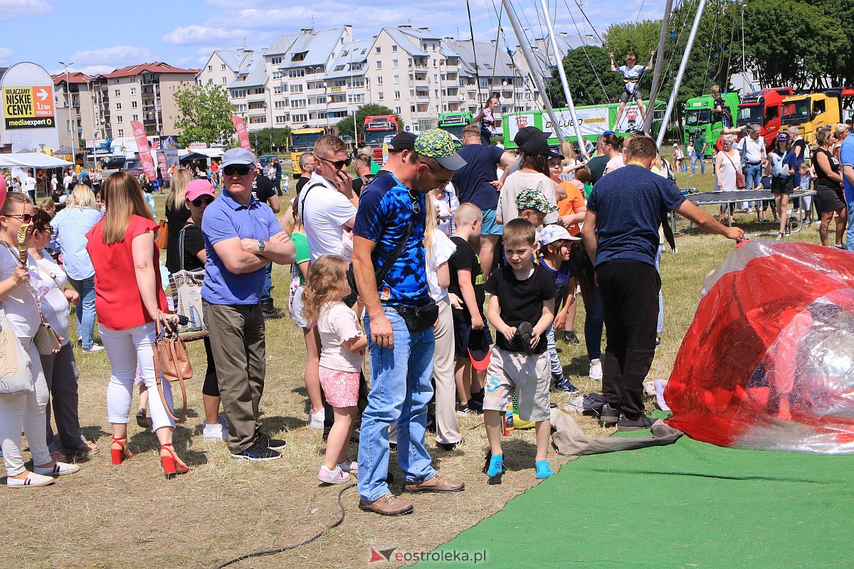 Festyn Kierowcy Dzieciom przy Galerii Bursztynowej [04.06.2023] - zdjęcie #237 - eOstroleka.pl