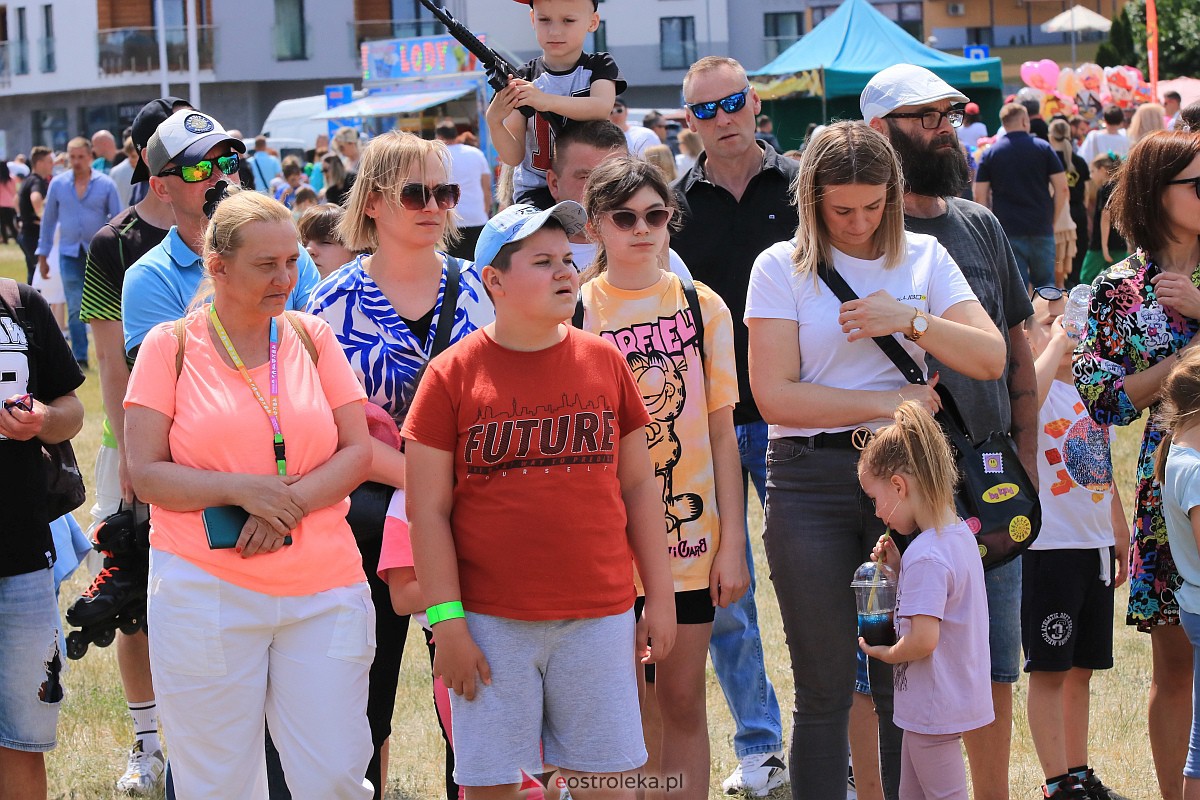 Festyn Kierowcy Dzieciom przy Galerii Bursztynowej [04.06.2023] - zdjęcie #92 - eOstroleka.pl