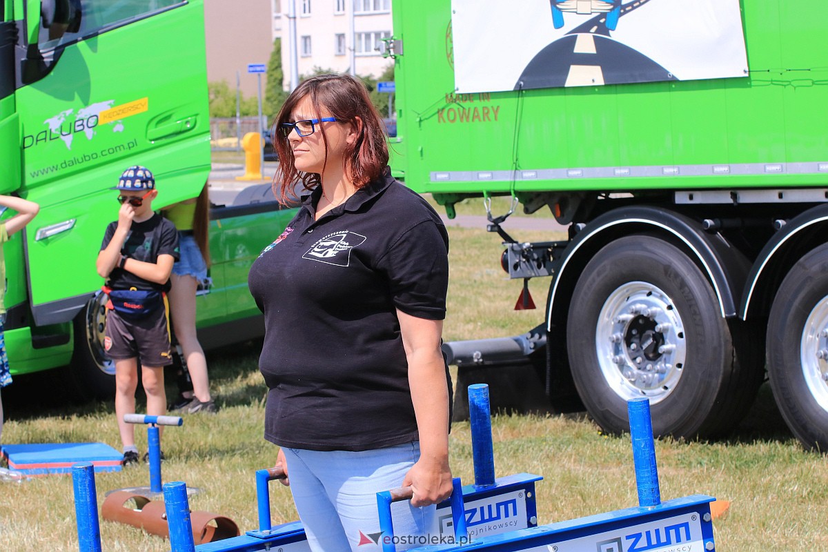 Festyn Kierowcy Dzieciom przy Galerii Bursztynowej [04.06.2023] - zdjęcie #12 - eOstroleka.pl