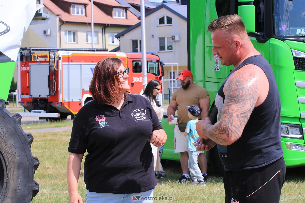 Festyn Kierowcy Dzieciom przy Galerii Bursztynowej [04.06.2023] - zdjęcie #1 - eOstroleka.pl