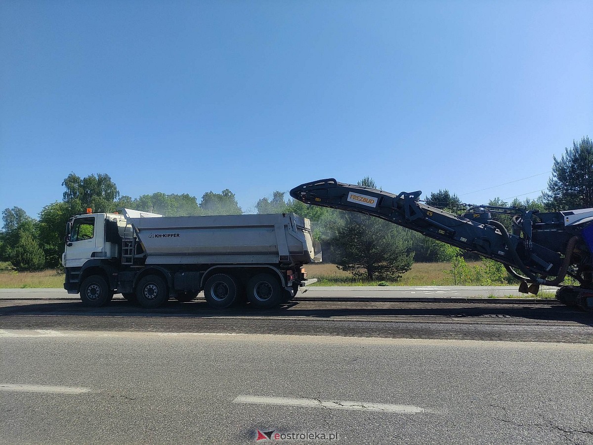 Uwaga kierowcy! Utrudnienia na Goworowskiej, drogowcy zrywają asfalt [05.06.2023] - zdjęcie #4 - eOstroleka.pl