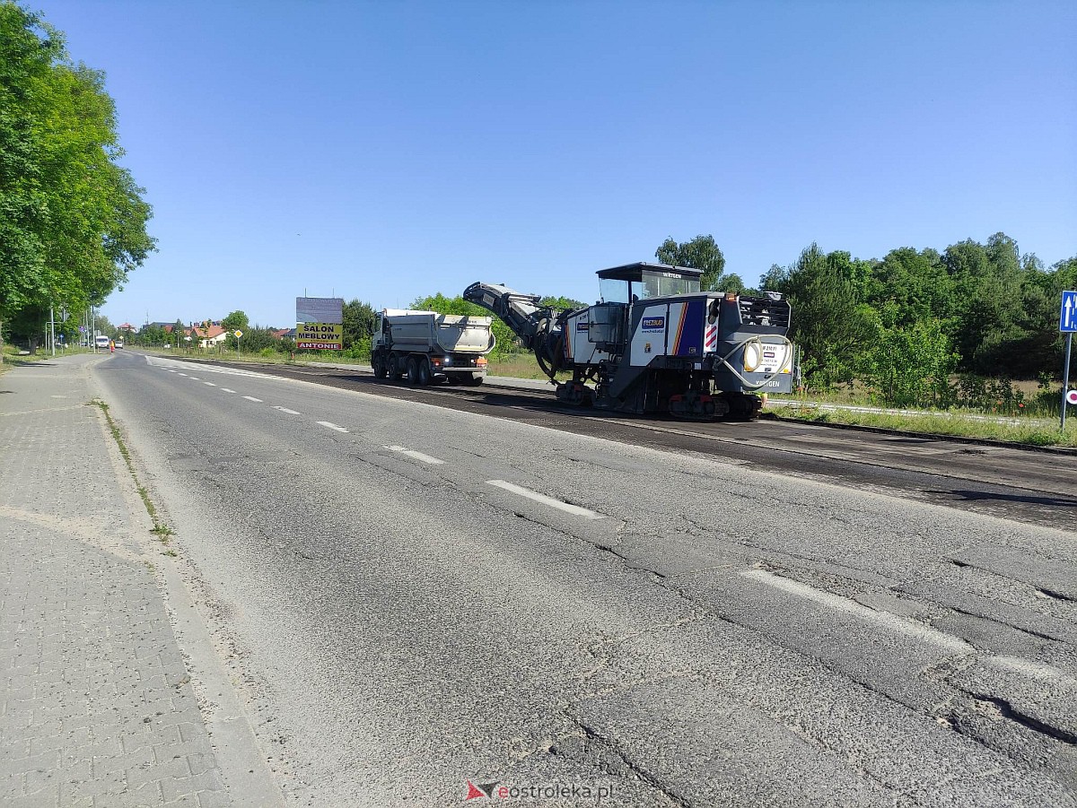 Uwaga kierowcy! Utrudnienia na Goworowskiej, drogowcy zrywają asfalt [05.06.2023] - zdjęcie #7 - eOstroleka.pl