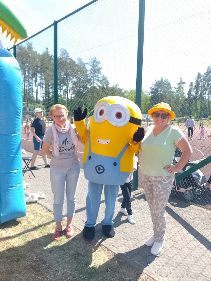 Dzień Dziecka w Szkole Podstawowej w Dąbrówce - zdjęcie #32 - eOstroleka.pl