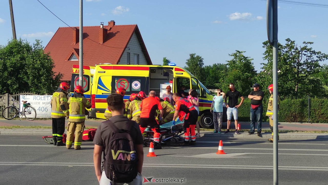 Wypadek na Słowackiego. Ucierpiał motocyklista [07.06.2023] - zdjęcie #1 - eOstroleka.pl