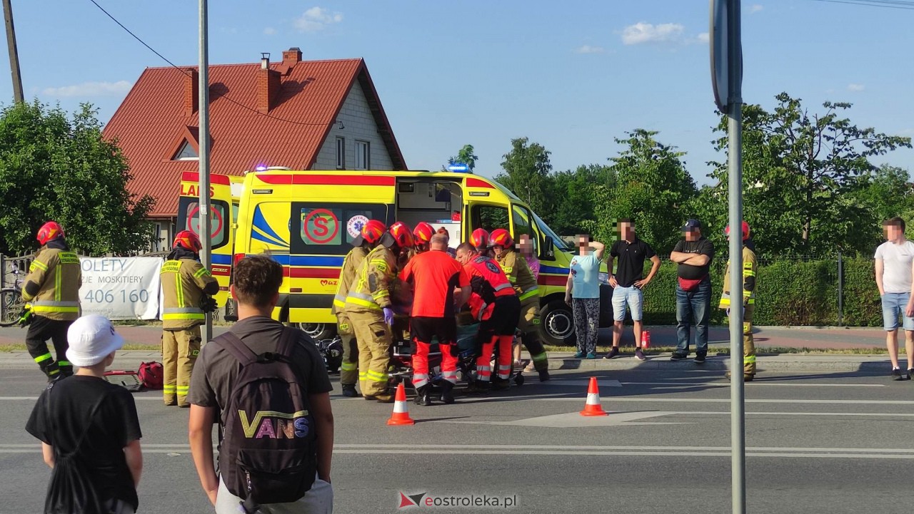 Wypadek na Słowackiego. Ucierpiał motocyklista [07.06.2023] - zdjęcie #4 - eOstroleka.pl