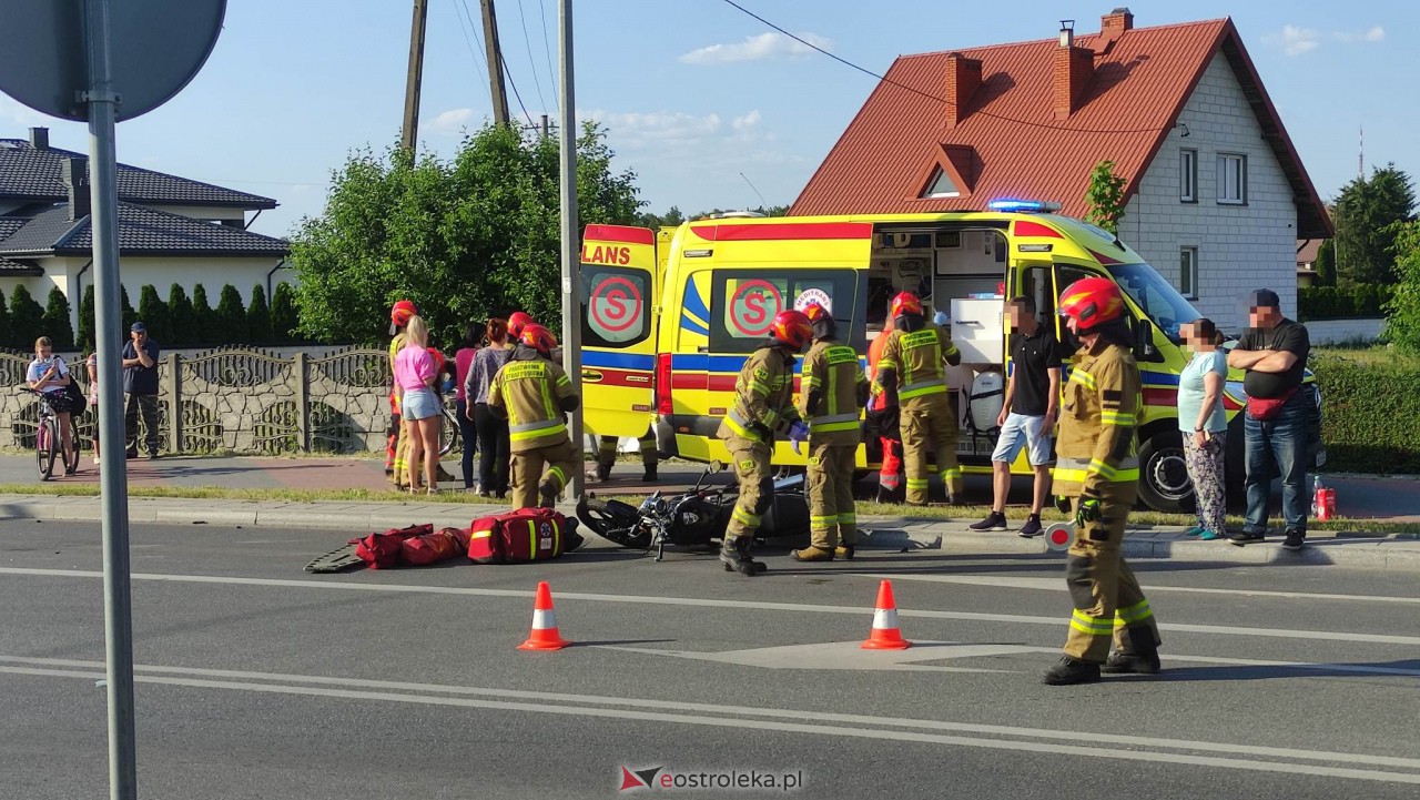 Wypadek na Słowackiego. Ucierpiał motocyklista [07.06.2023] - zdjęcie #6 - eOstroleka.pl