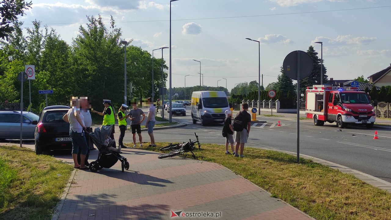 Wypadek na Słowackiego. Ucierpiał motocyklista [07.06.2023] - zdjęcie #15 - eOstroleka.pl
