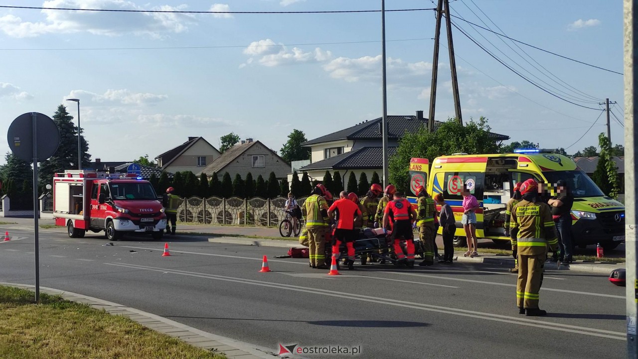Wypadek na Słowackiego. Ucierpiał motocyklista [07.06.2023] - zdjęcie #17 - eOstroleka.pl