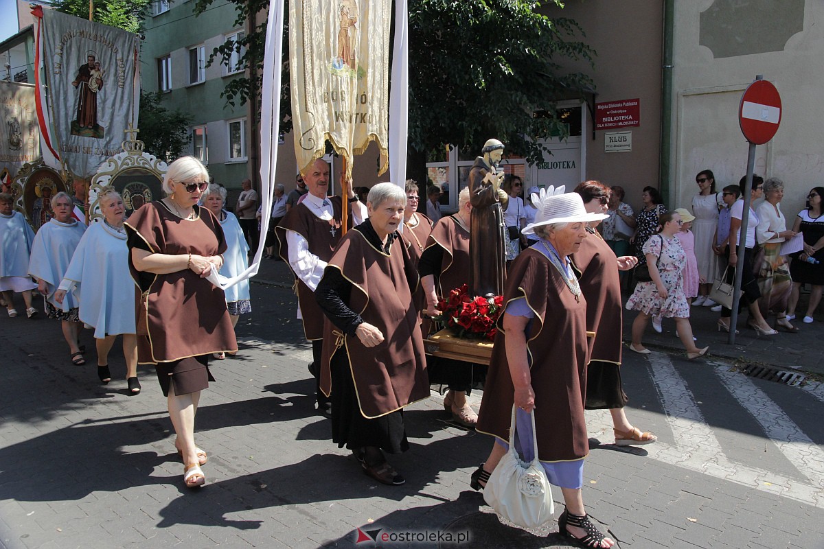 Procesja Bożego Ciała w ostrołęckim klasztorze [08.06.2023] - zdjęcie #9 - eOstroleka.pl