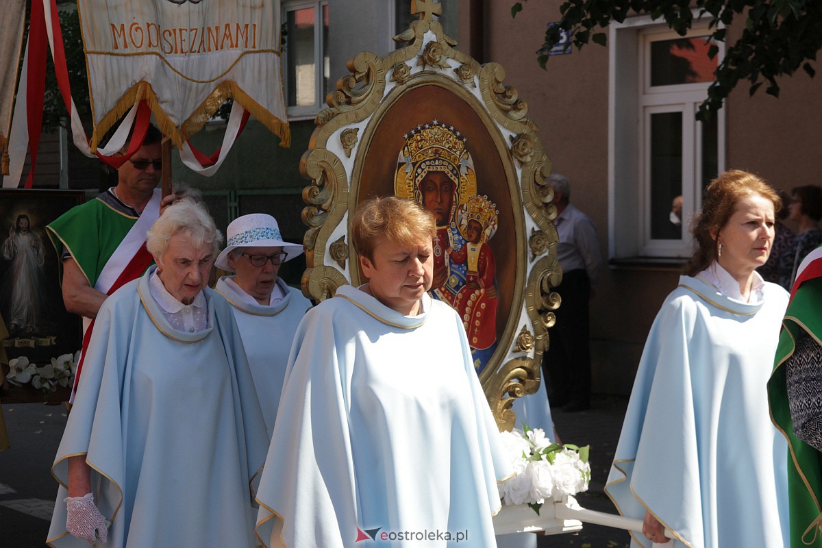 Procesja Bożego Ciała w ostrołęckim klasztorze [08.06.2023] - zdjęcie #13 - eOstroleka.pl