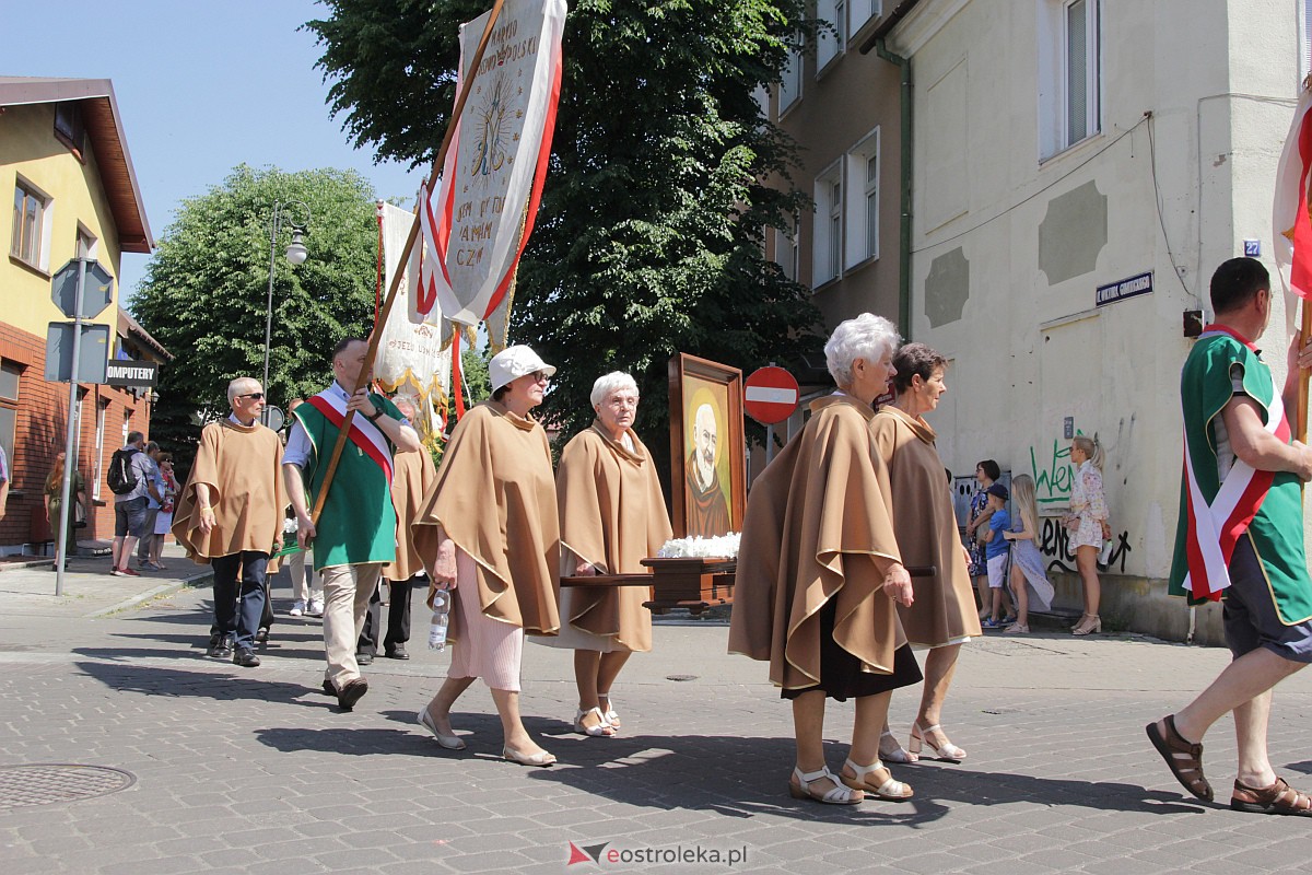 Procesja Bożego Ciała w ostrołęckim klasztorze [08.06.2023] - zdjęcie #21 - eOstroleka.pl