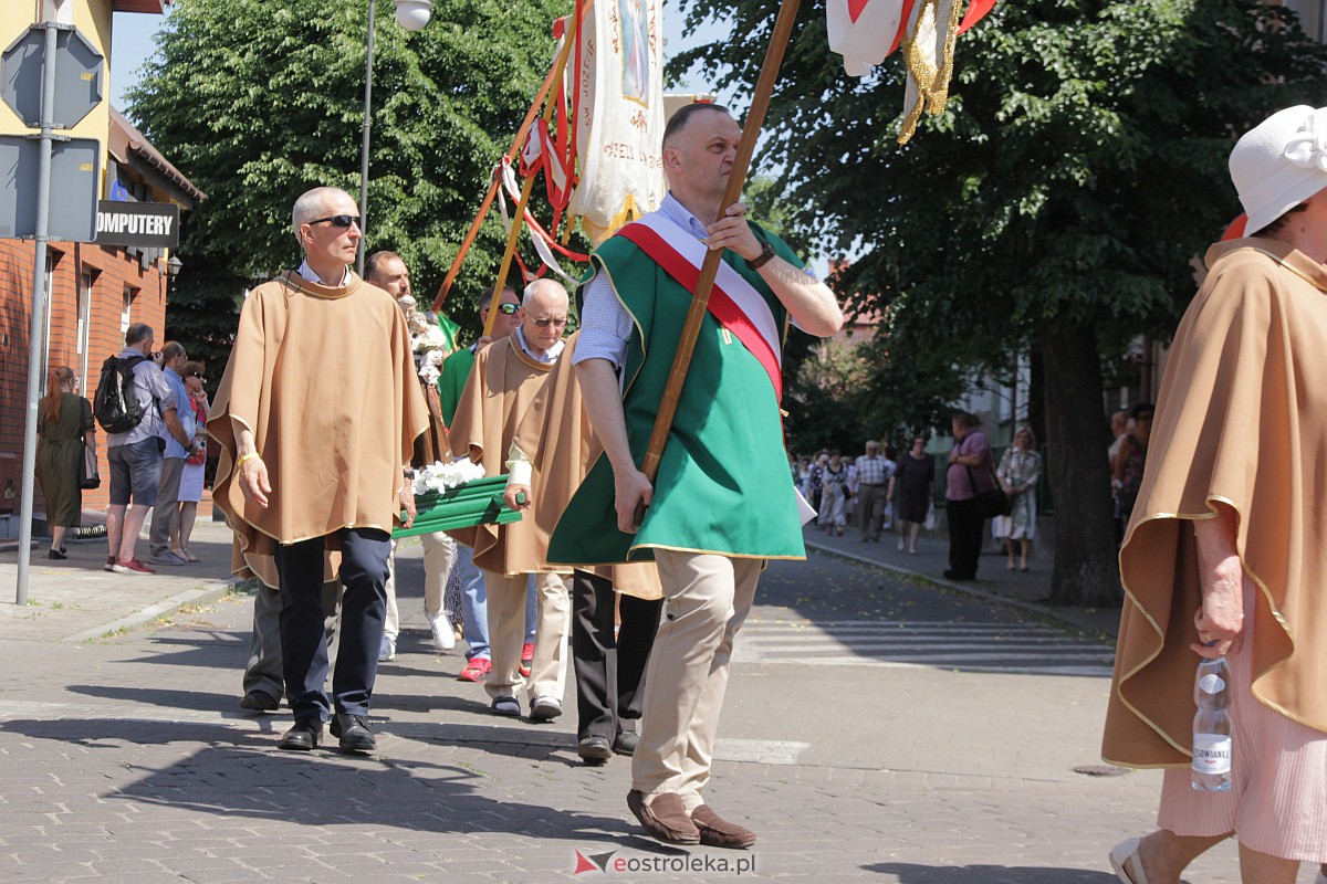 Procesja Bożego Ciała w ostrołęckim klasztorze [08.06.2023] - zdjęcie #22 - eOstroleka.pl