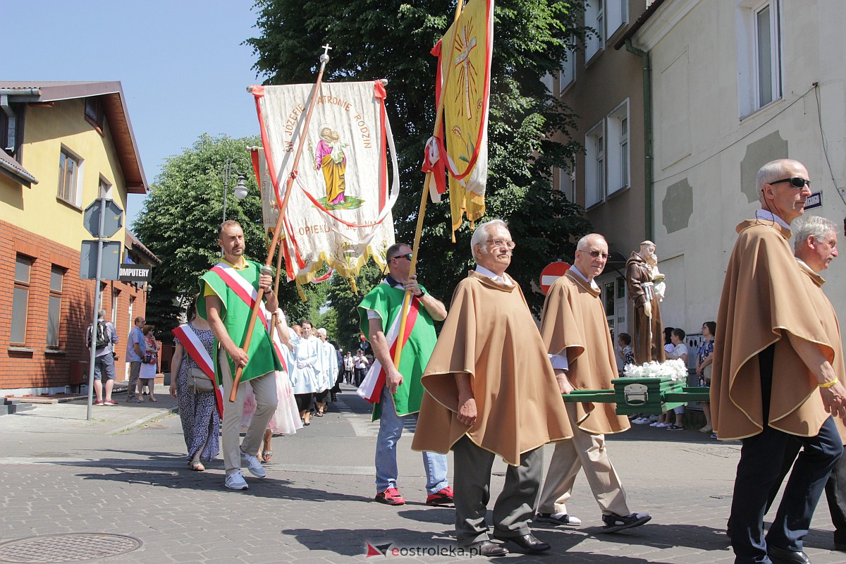 Procesja Bożego Ciała w ostrołęckim klasztorze [08.06.2023] - zdjęcie #24 - eOstroleka.pl
