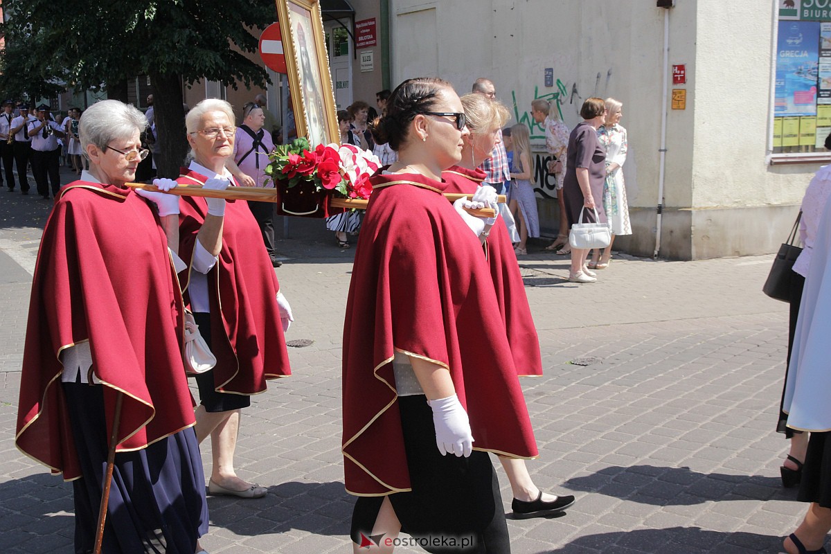 Procesja Bożego Ciała w ostrołęckim klasztorze [08.06.2023] - zdjęcie #31 - eOstroleka.pl
