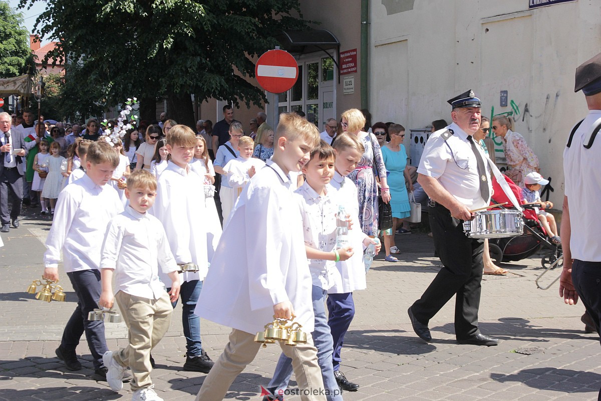 Procesja Bożego Ciała w ostrołęckim klasztorze [08.06.2023] - zdjęcie #194 - eOstroleka.pl