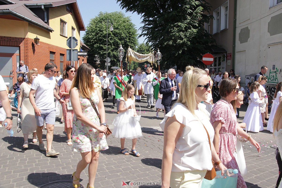 Procesja Bożego Ciała w ostrołęckim klasztorze [08.06.2023] - zdjęcie #188 - eOstroleka.pl