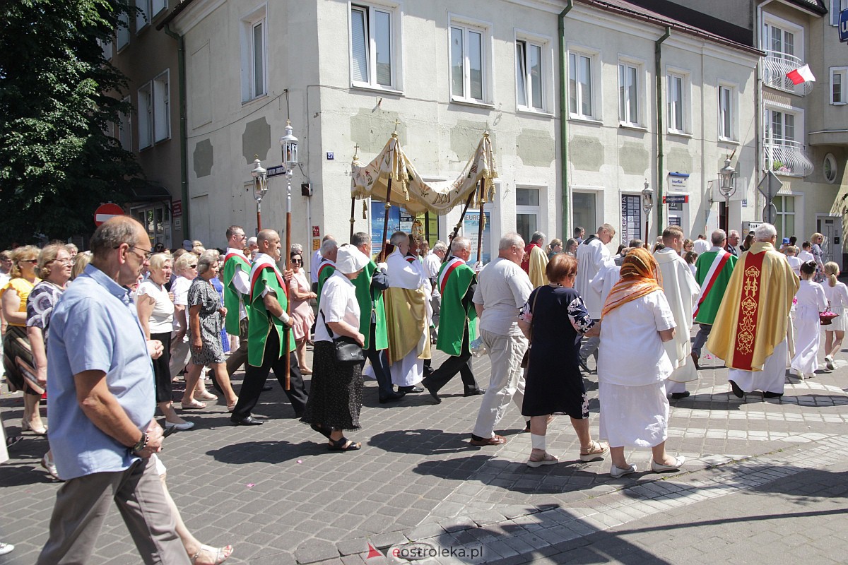 Procesja Bożego Ciała w ostrołęckim klasztorze [08.06.2023] - zdjęcie #179 - eOstroleka.pl