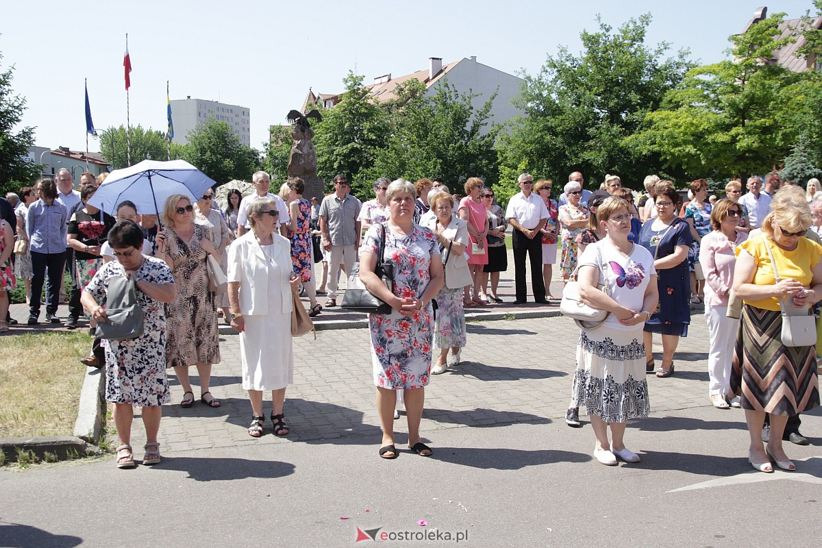 Procesja Bożego Ciała w ostrołęckim klasztorze [08.06.2023] - zdjęcie #94 - eOstroleka.pl
