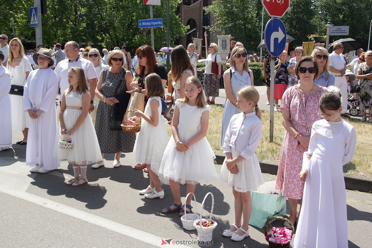 Procesja Bożego Ciała w ostrołęckim klasztorze [08.06.2023] - zdjęcie #124 - eOstroleka.pl