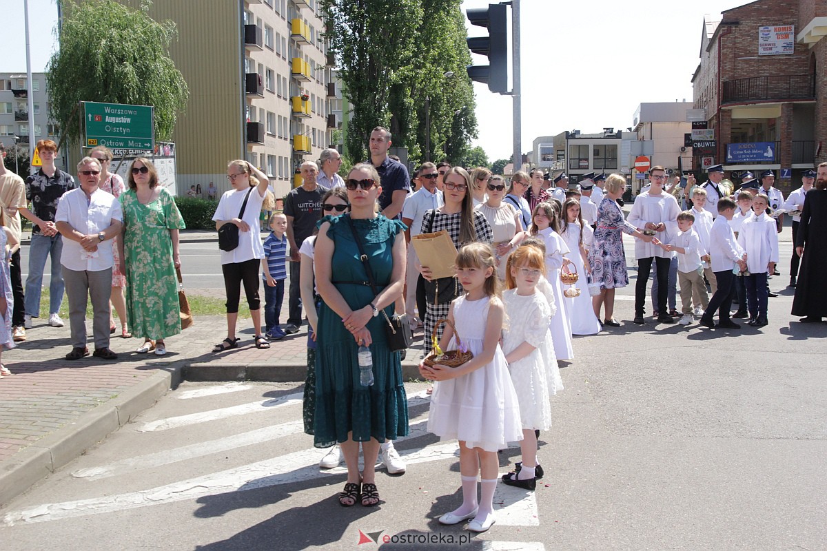 Procesja Bożego Ciała w ostrołęckim klasztorze [08.06.2023] - zdjęcie #133 - eOstroleka.pl