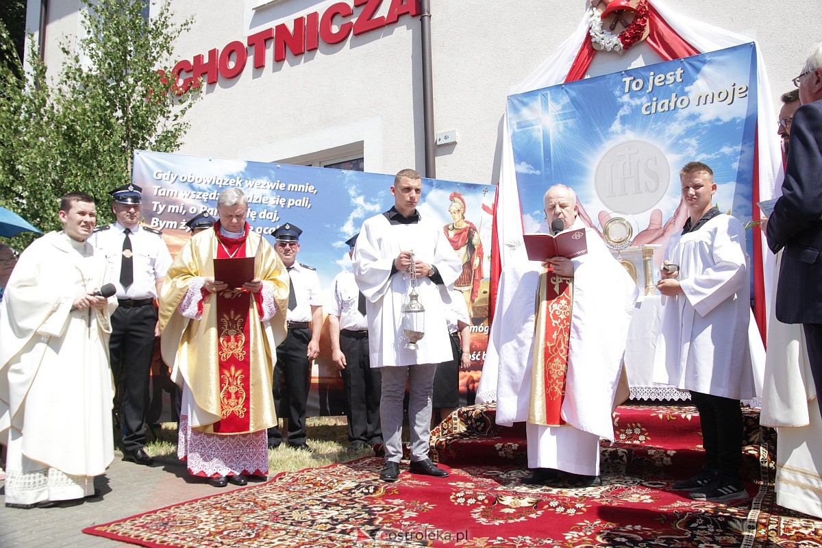 Procesja Bożego Ciała w ostrołęckim klasztorze [08.06.2023] - zdjęcie #148 - eOstroleka.pl