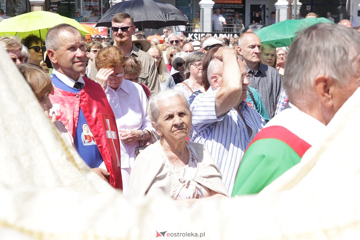 Procesja Bożego Ciała w ostrołęckim klasztorze [08.06.2023] - zdjęcie #151 - eOstroleka.pl