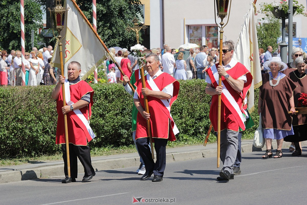 Procesja Bożego Ciała w ostrołęckim klasztorze [08.06.2023] - zdjęcie #53 - eOstroleka.pl
