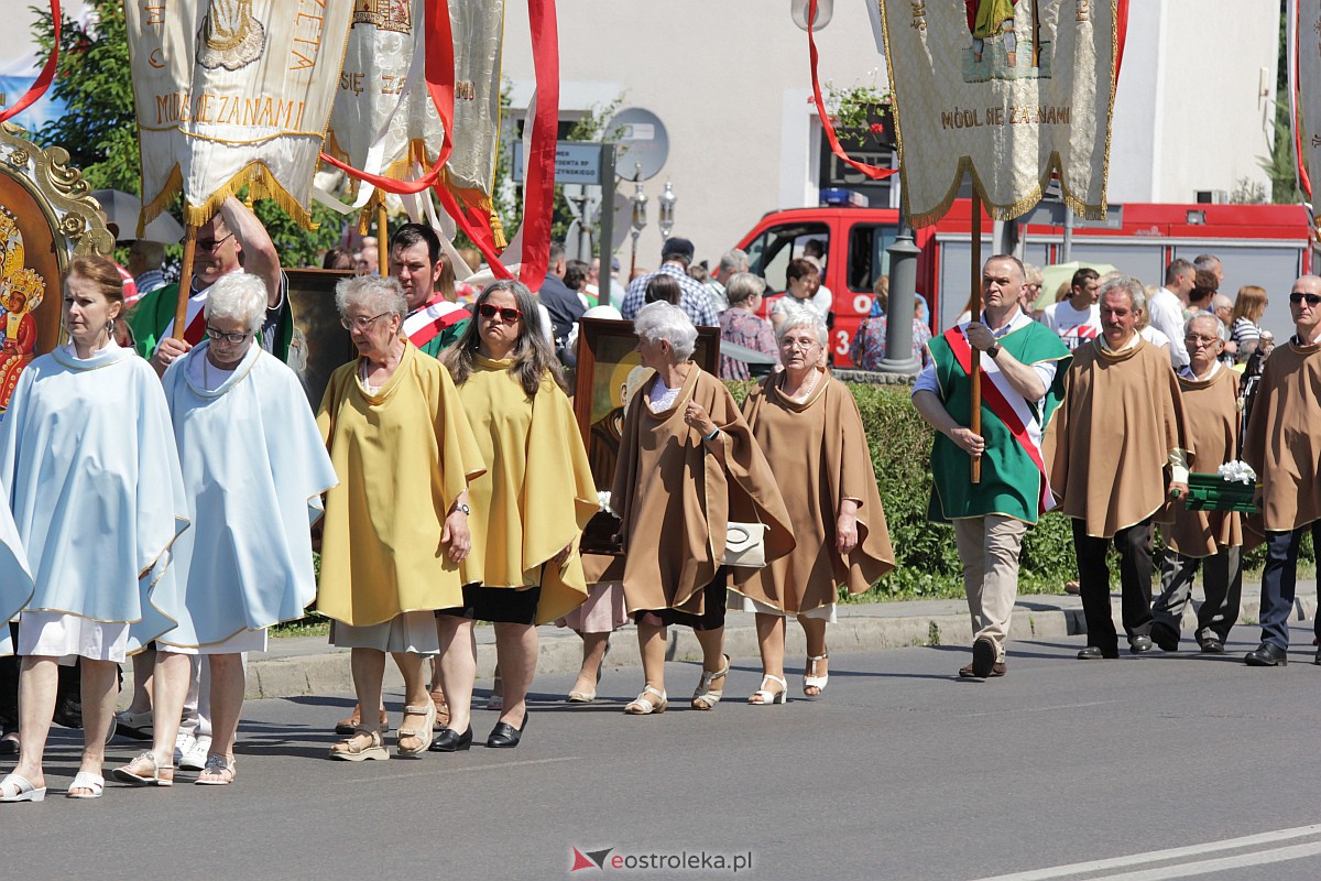 Procesja Bożego Ciała w ostrołęckim klasztorze [08.06.2023] - zdjęcie #176 - eOstroleka.pl