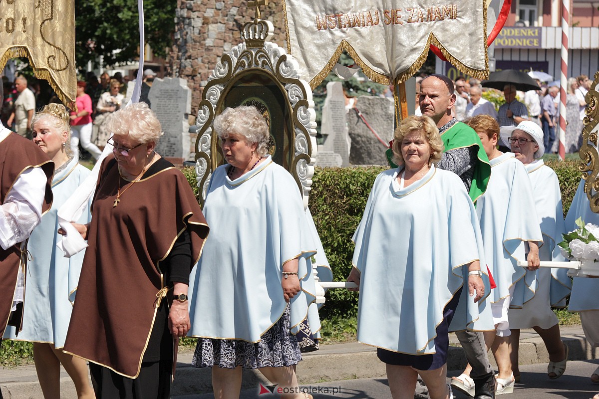 Procesja Bożego Ciała w ostrołęckim klasztorze [08.06.2023] - zdjęcie #71 - eOstroleka.pl