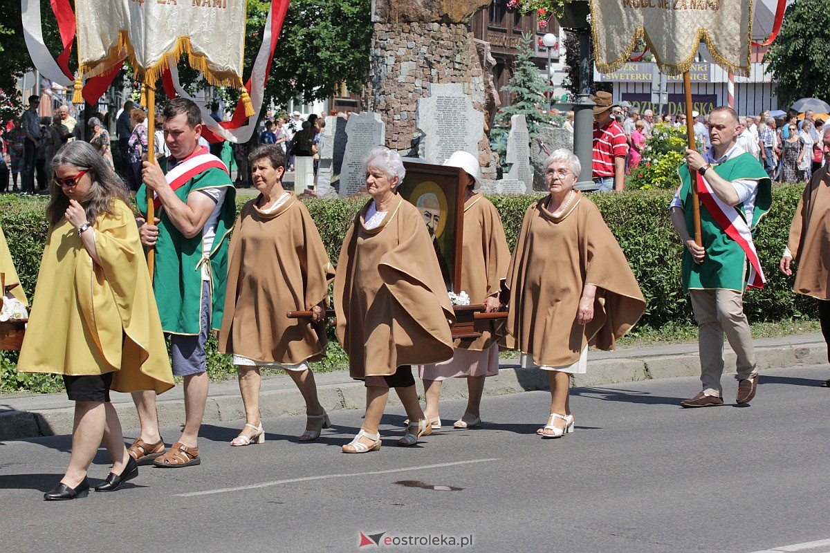 Procesja Bożego Ciała w ostrołęckim klasztorze [08.06.2023] - zdjęcie #85 - eOstroleka.pl