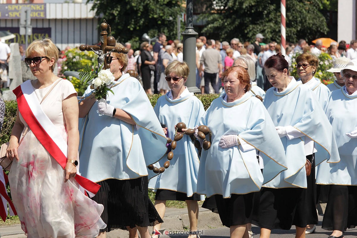 Procesja Bożego Ciała w ostrołęckim klasztorze [08.06.2023] - zdjęcie #99 - eOstroleka.pl