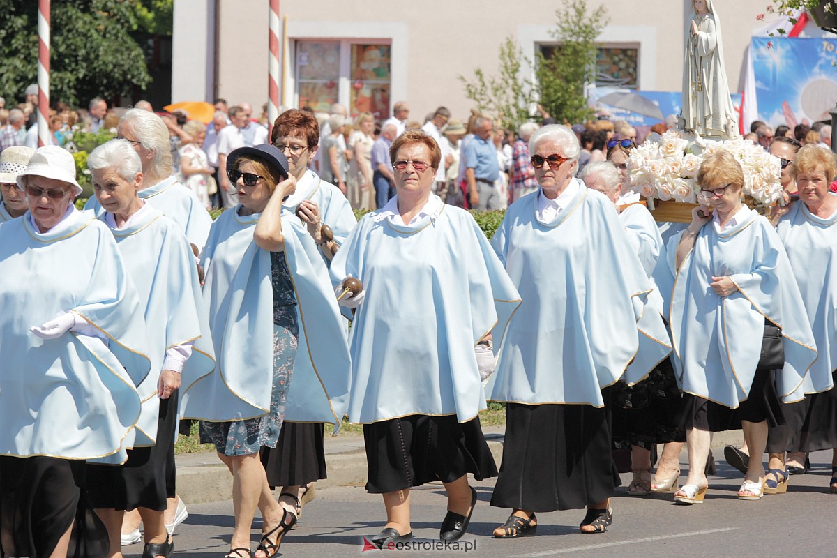 Procesja Bożego Ciała w ostrołęckim klasztorze [08.06.2023] - zdjęcie #103 - eOstroleka.pl