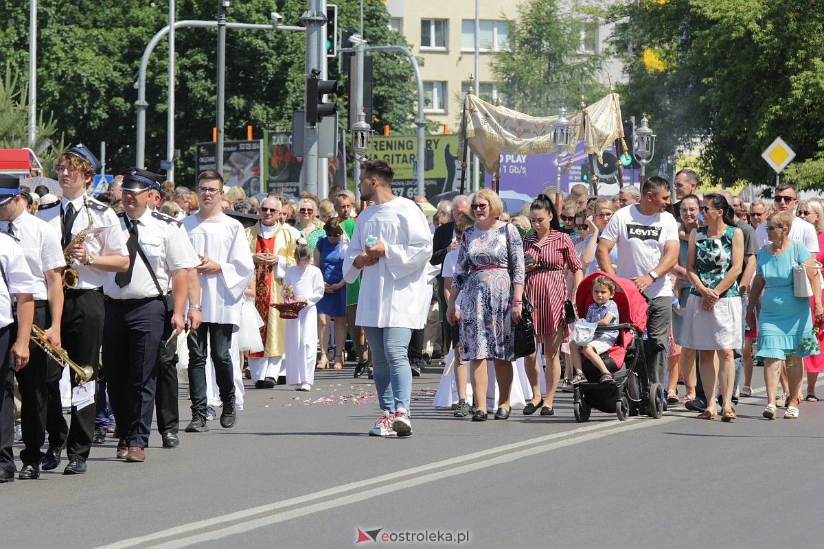 Procesja Bożego Ciała w ostrołęckim klasztorze [08.06.2023] - zdjęcie #109 - eOstroleka.pl