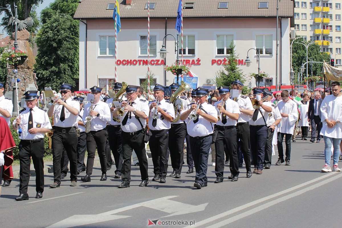 Procesja Bożego Ciała w ostrołęckim klasztorze [08.06.2023] - zdjęcie #131 - eOstroleka.pl