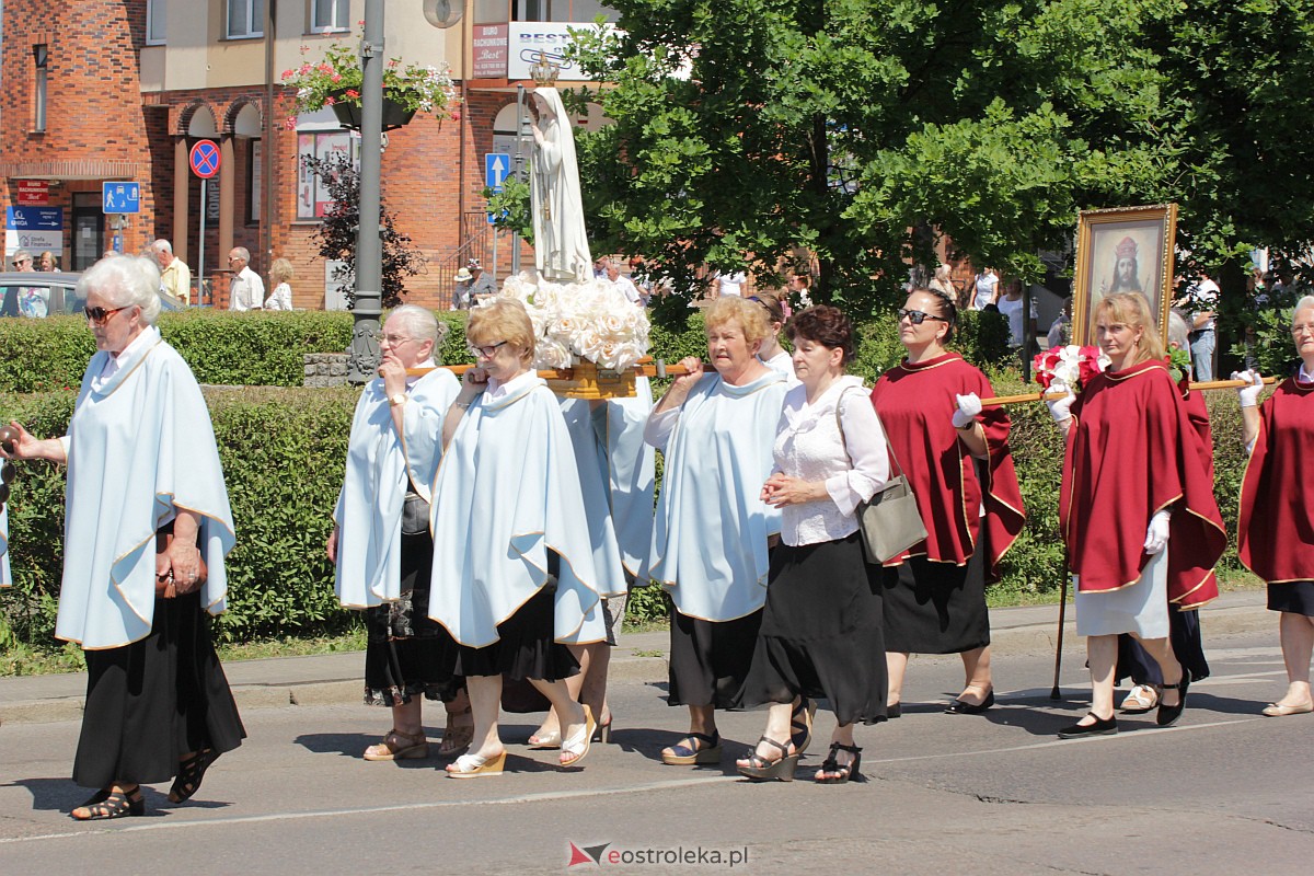 Procesja Bożego Ciała w ostrołęckim klasztorze [08.06.2023] - zdjęcie #143 - eOstroleka.pl