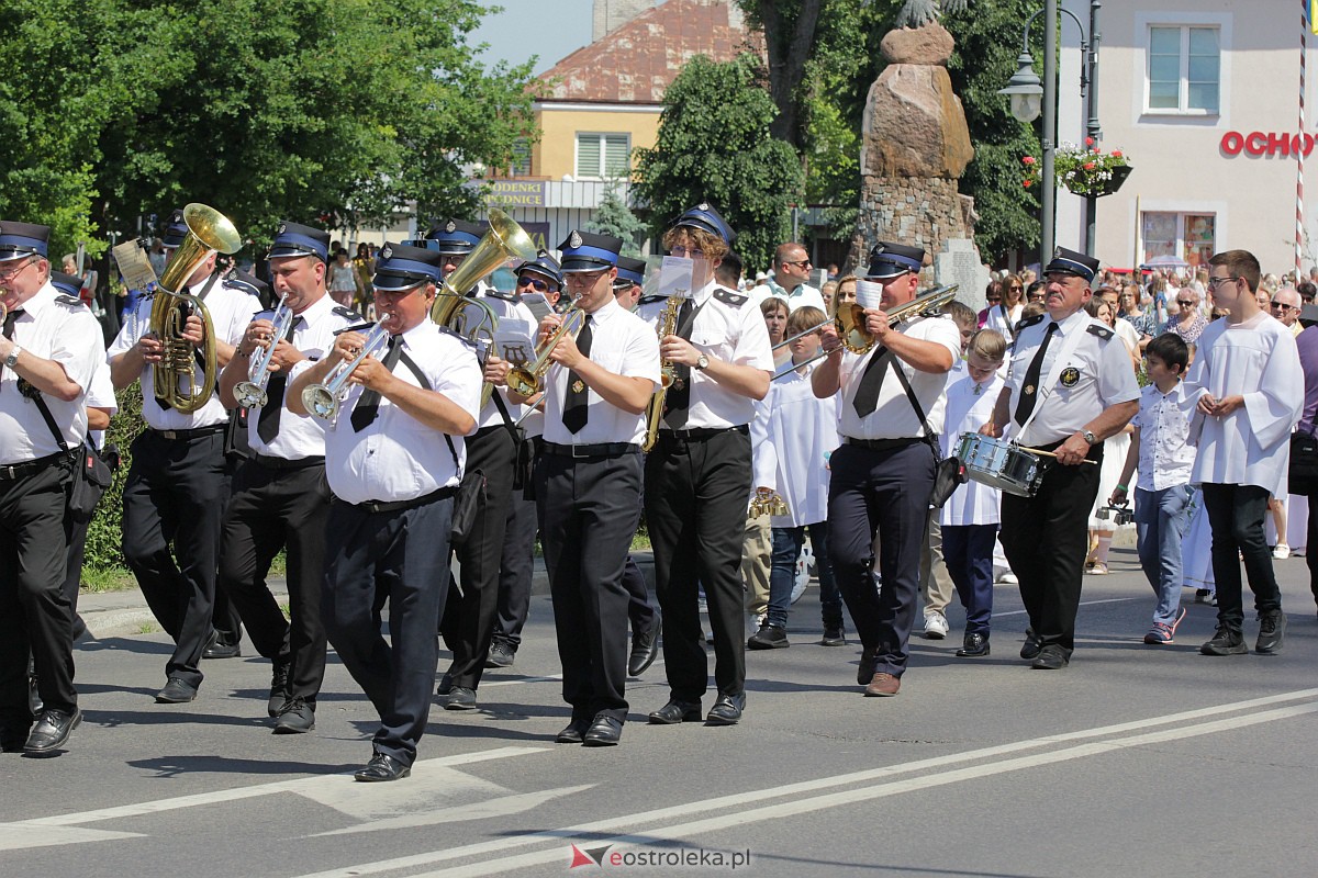 Procesja Bożego Ciała w ostrołęckim klasztorze [08.06.2023] - zdjęcie #155 - eOstroleka.pl