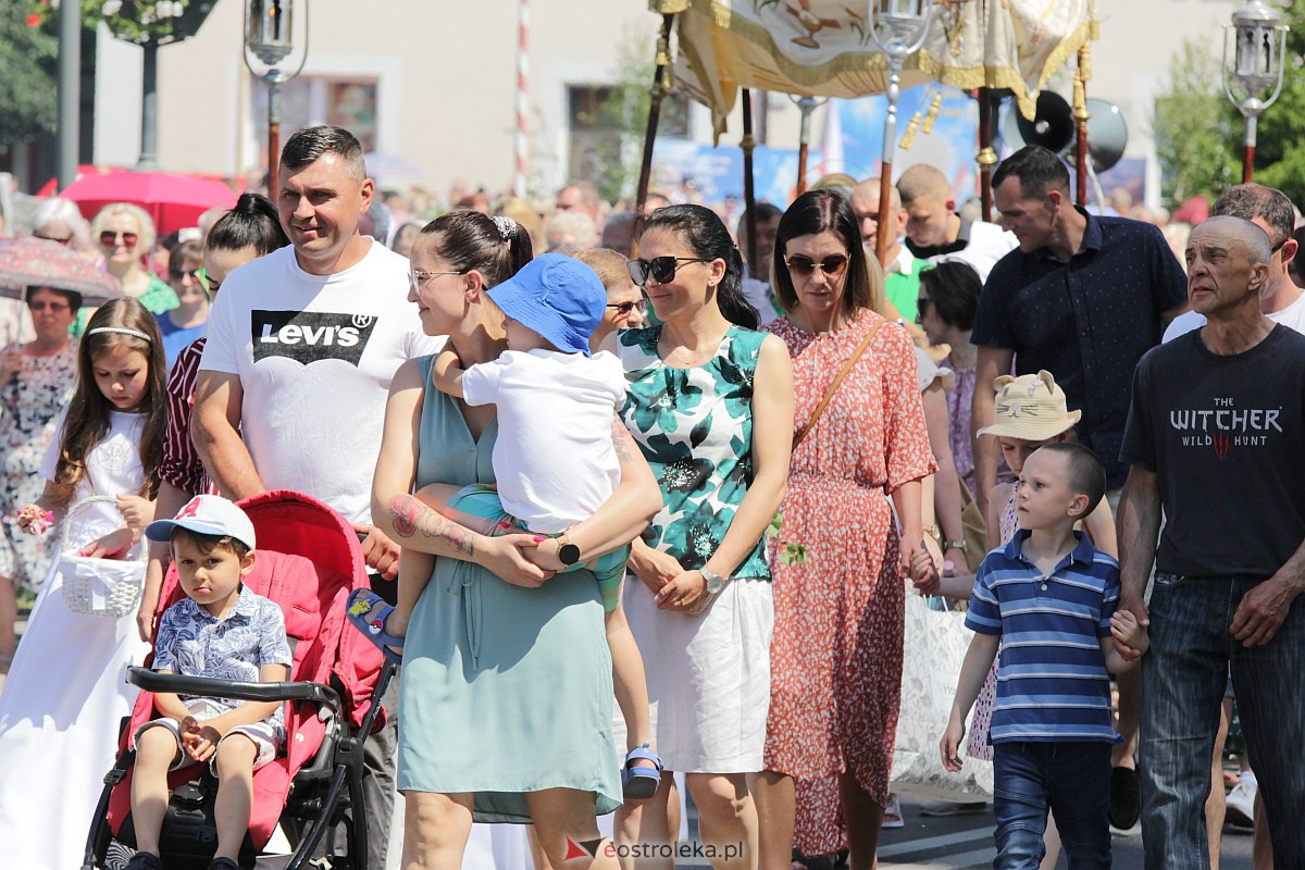 Procesja Bożego Ciała w ostrołęckim klasztorze [08.06.2023] - zdjęcie #170 - eOstroleka.pl