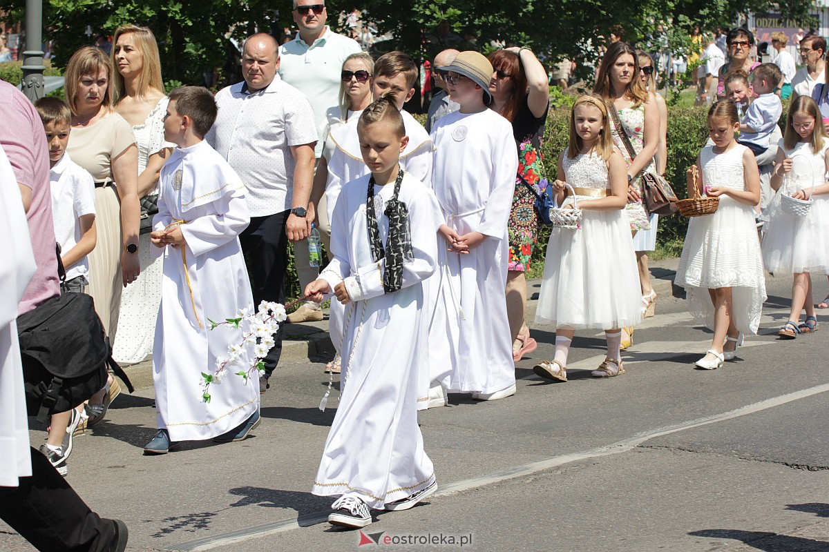 Procesja Bożego Ciała w ostrołęckim klasztorze [08.06.2023] - zdjęcie #178 - eOstroleka.pl