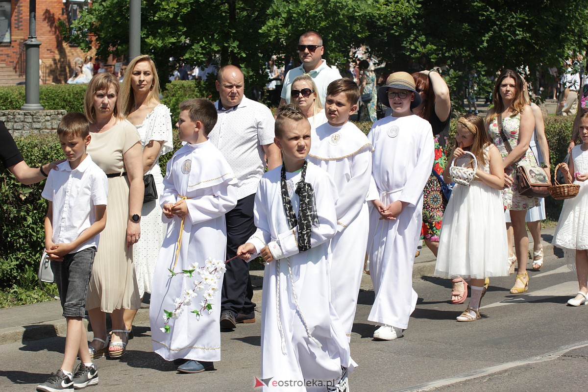 Procesja Bożego Ciała w ostrołęckim klasztorze [08.06.2023] - zdjęcie #180 - eOstroleka.pl