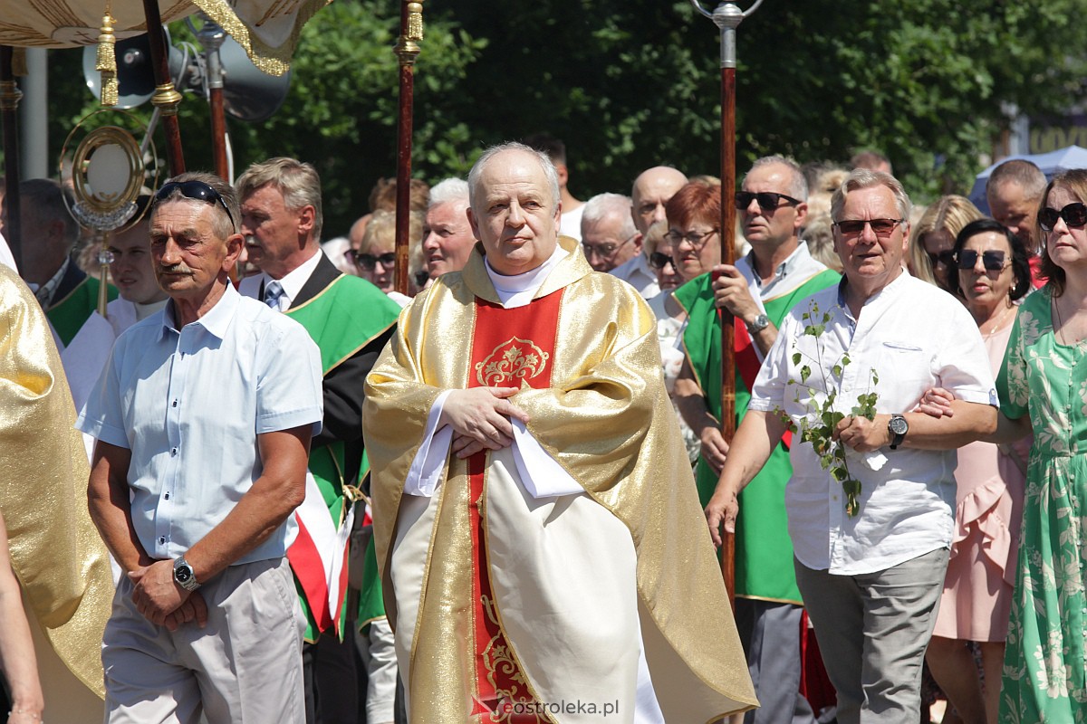 Procesja Bożego Ciała w ostrołęckim klasztorze [08.06.2023] - zdjęcie #42 - eOstroleka.pl