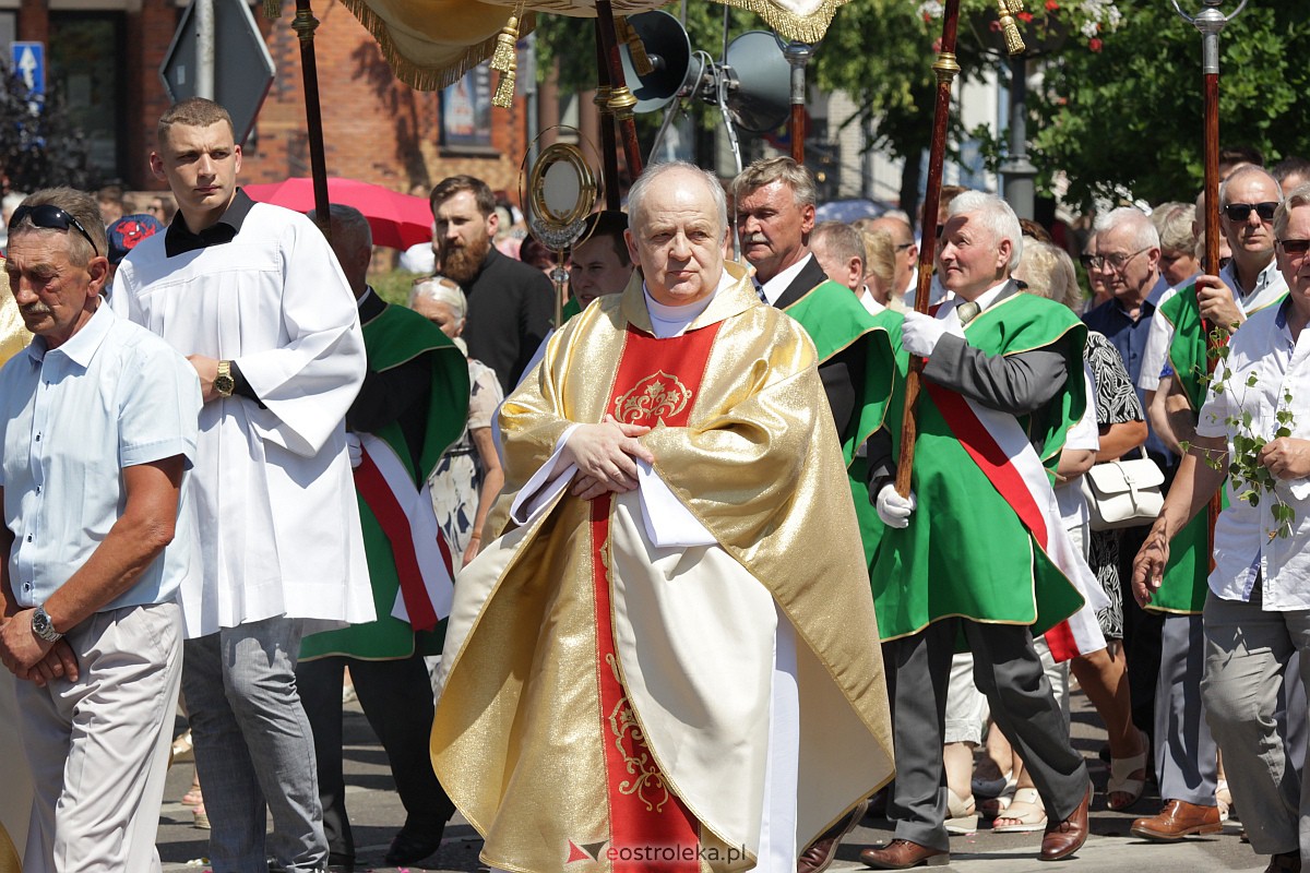 Procesja Bożego Ciała w ostrołęckim klasztorze [08.06.2023] - zdjęcie #34 - eOstroleka.pl