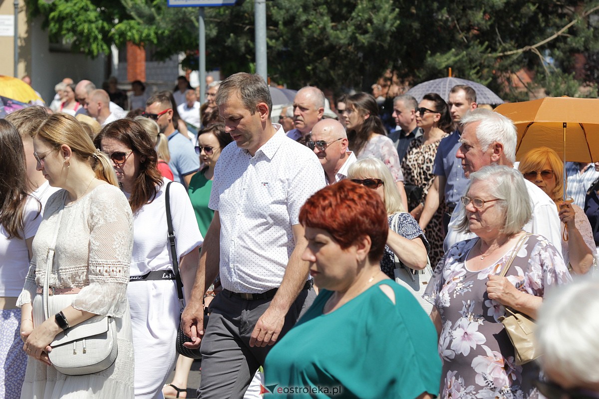 Procesja Bożego Ciała w ostrołęckim klasztorze [08.06.2023] - zdjęcie #5 - eOstroleka.pl