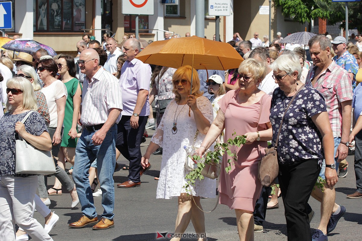 Procesja Bożego Ciała w ostrołęckim klasztorze [08.06.2023] - zdjęcie #1 - eOstroleka.pl