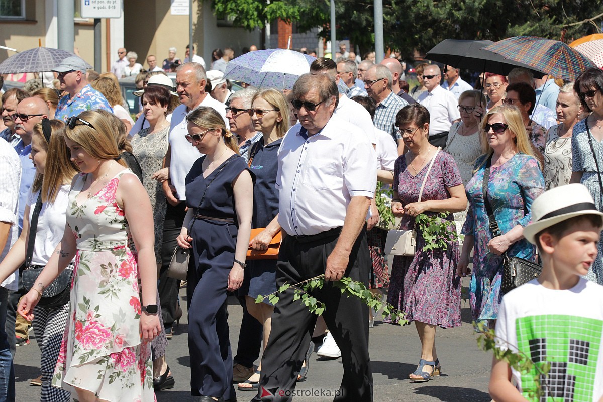 Procesja Bożego Ciała w ostrołęckim klasztorze [08.06.2023] - zdjęcie #129 - eOstroleka.pl