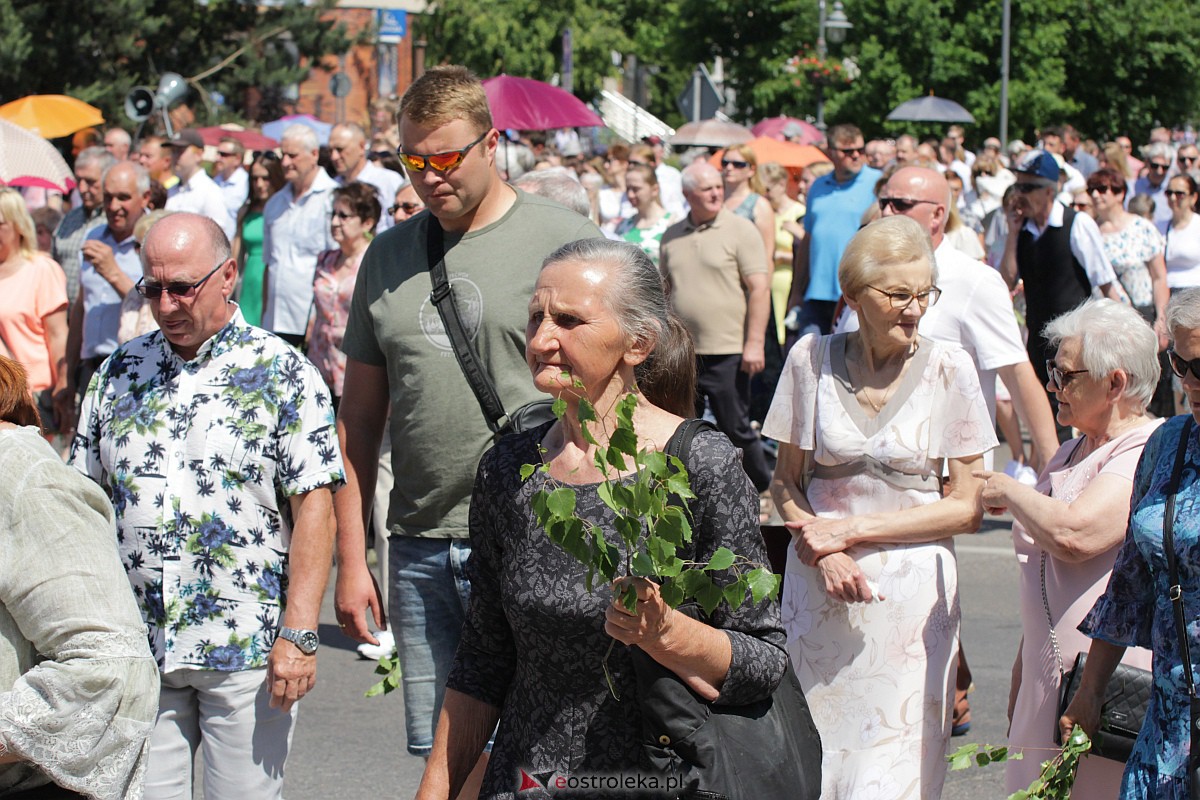 Procesja Bożego Ciała w ostrołęckim klasztorze [08.06.2023] - zdjęcie #138 - eOstroleka.pl